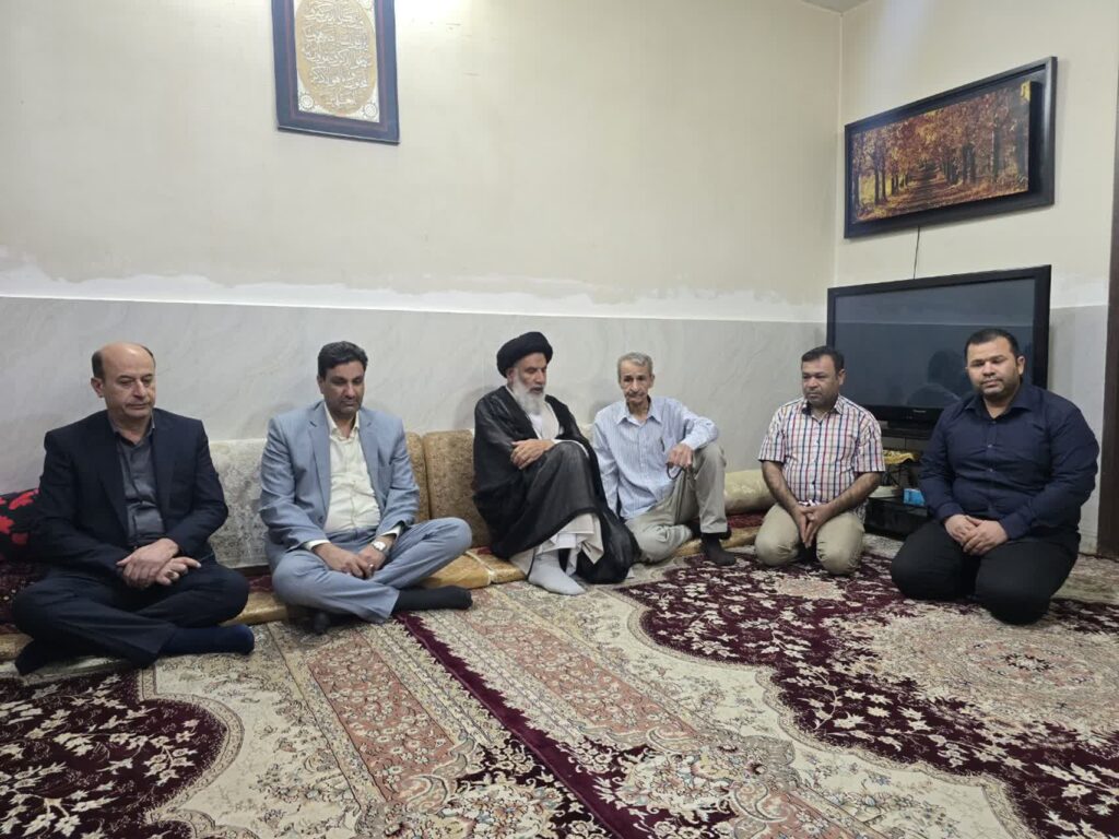 تجلیل از صبر و استقامت خانواده‌های معظم شهدا و ایثارگران در هر هفته