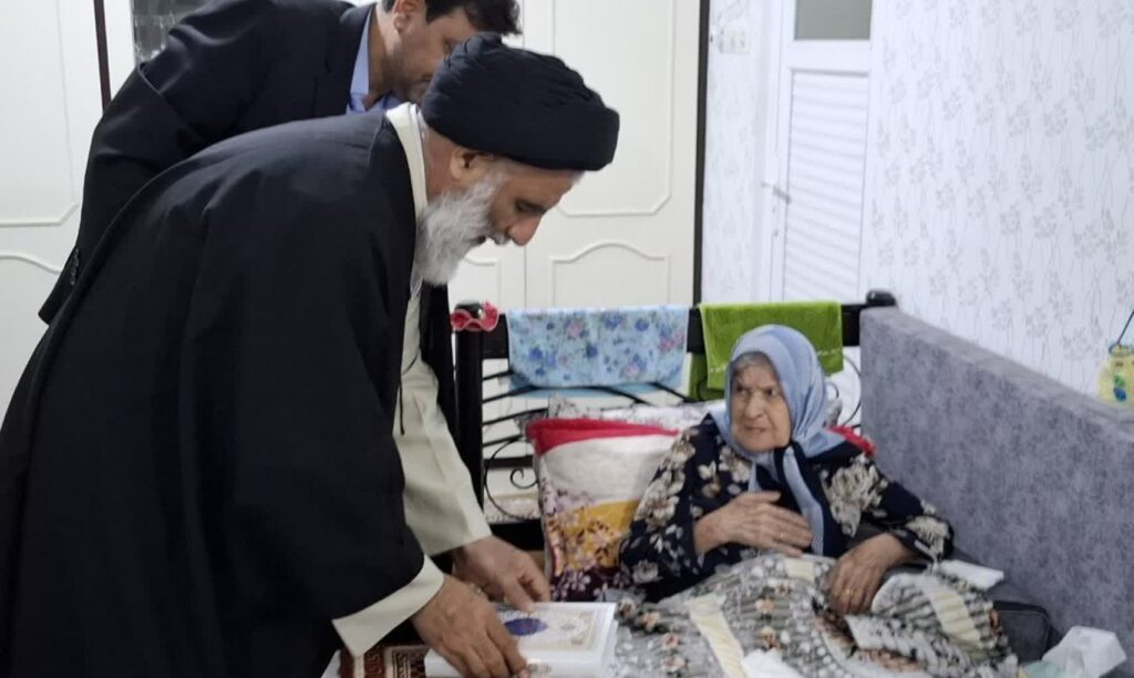 دیدار با خانواده شهدای دفاع مقدس در اهواز