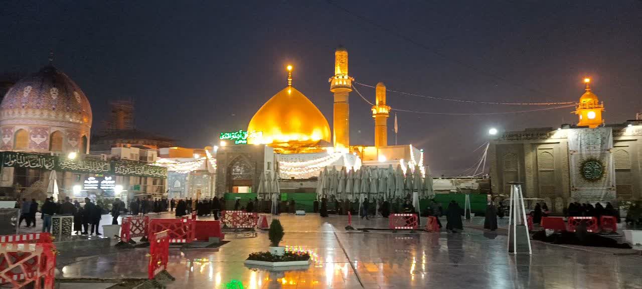 تقدیم گل نرگس به حرم مطهر امام هادی و امام حسن عسکری(علیهم السلام) در سامراء