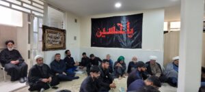 روضه خانگی شهادت امیرالمومنین علی(ع) در منزل نماینده ولی فقیه در استان خوزستان برگزار شد نماینده ولی فقیه در استان خوزستان و امام جمعه اهواز