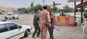 سی‌ و یکمین حضور در جمع نیروهای امنیتی بسیج و فراجا در ایست و بازرسی های سراسر استان خوزستان نماینده ولی فقیه در استان خوزستان و امام جمعه اهواز