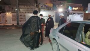 حضور پرشکوه مردم مناطق مختلف اهواز در چهارشنبه آخرسال و شانه به شانه امام جمعه اهواز نماینده ولی فقیه در استان خوزستان و امام جمعه اهواز