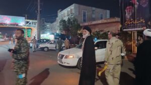 حضور پرشکوه مردم مناطق مختلف اهواز در چهارشنبه آخرسال و شانه به شانه امام جمعه اهواز نماینده ولی فقیه در استان خوزستان و امام جمعه اهواز