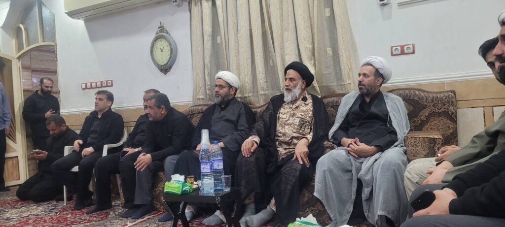 حضور در منزل شهید مجاهد حجت الاسلام هادی استاد جهت تبریک و تسلیت مقام شهادت
