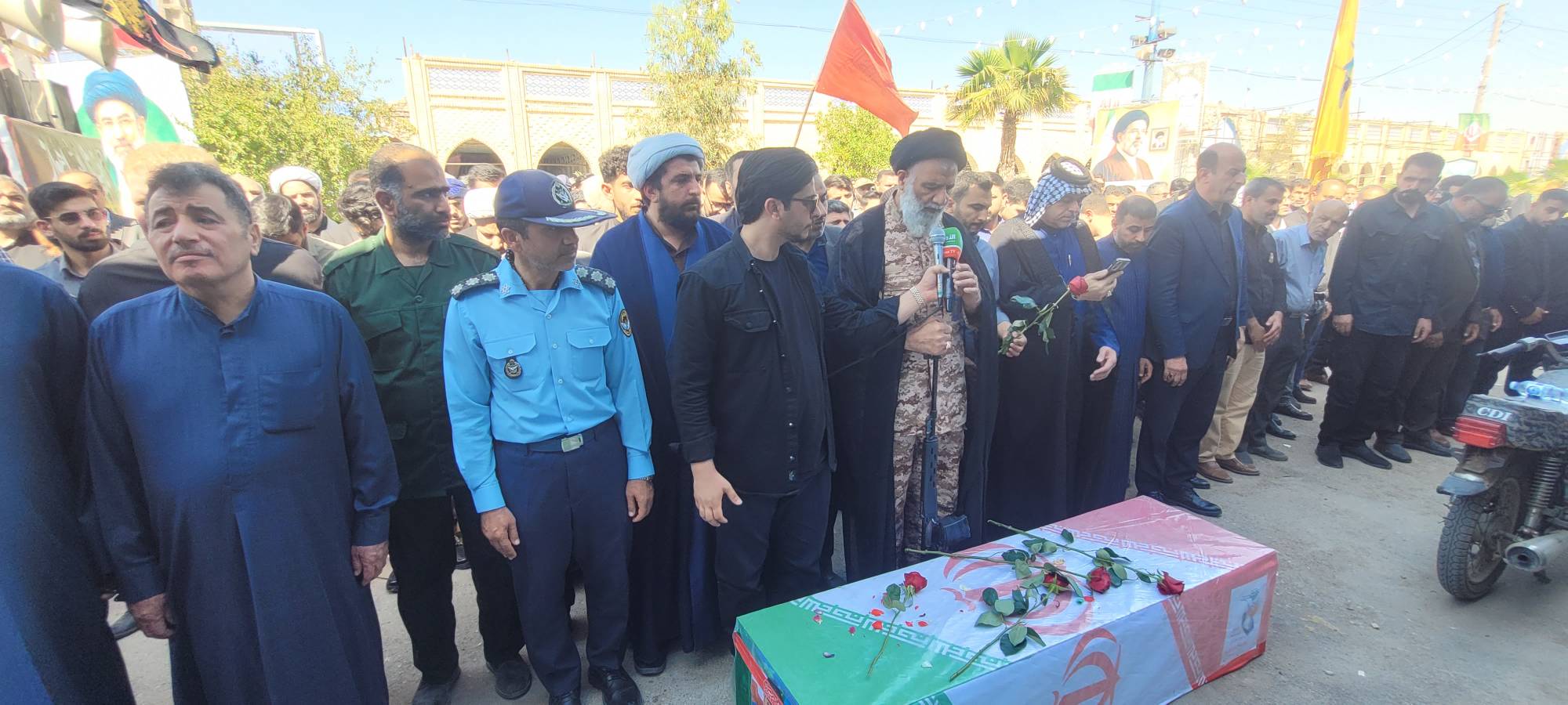 تشییع و خاکسپاری مدافع وطن شهید امیر نیسی در اهواز