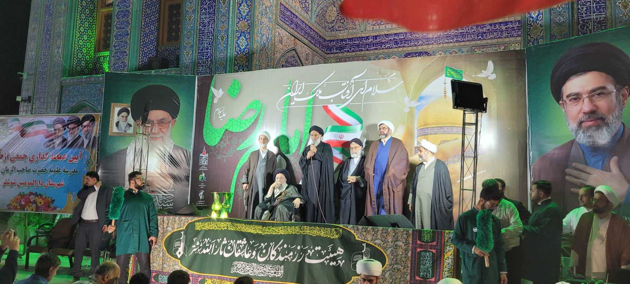 مراسم تلبس جمعی از طلاب مدرسه علمیه شهرستان شوشتر نماینده ولی فقیه در استان خوزستان و امام جمعه اهواز