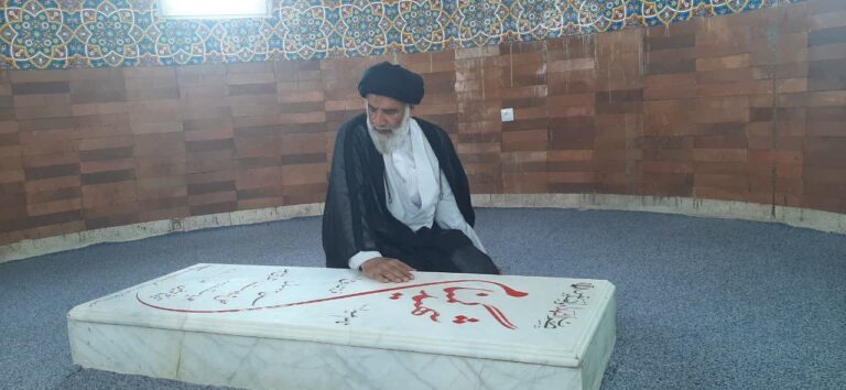 نماینده ولی فقیه در استان خوزستان با حضور در مرقد نورانی شهید گمنام ضمن قرائت فاتحه یاد و خاطره شهدای گرانقدر انقلاب اسلامی را گرامی داشت.