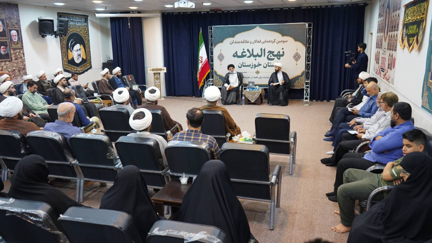 تأکید نماینده ولی فقیه بر راه‌اندازی پویش ختم نهج‌البلاغه در خوزستان نماینده ولی فقیه در استان خوزستان و امام جمعه اهواز