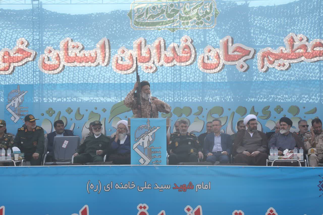 نماینده ولی‌فقیه در خوزستان: مردم استان تا پای جان از آرمان‌های انقلاب و تمامیت ارضی کشور دفاع می‌کنند نماینده ولی فقیه در استان خوزستان و امام جمعه اهواز